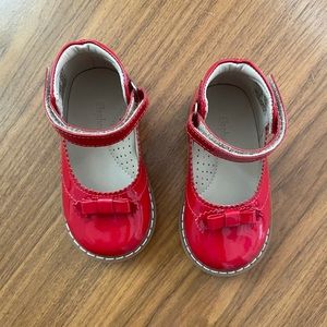 Elephantito Mary Janes (toddler girls) - size 6